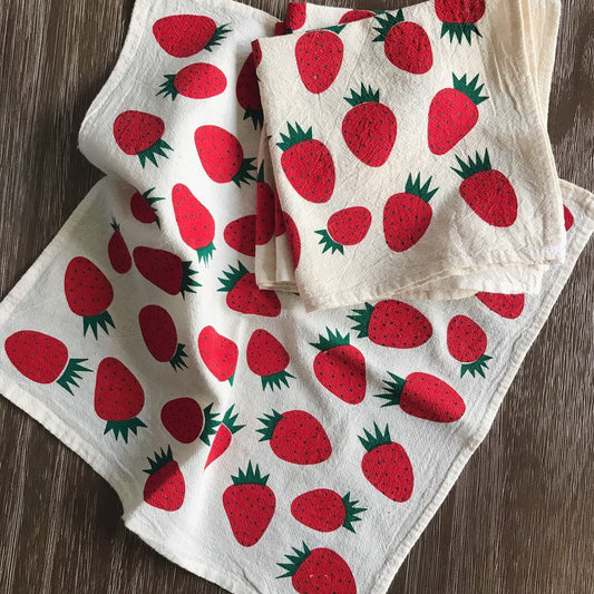 Strawberry Print Cloth Napkins — Set of 4