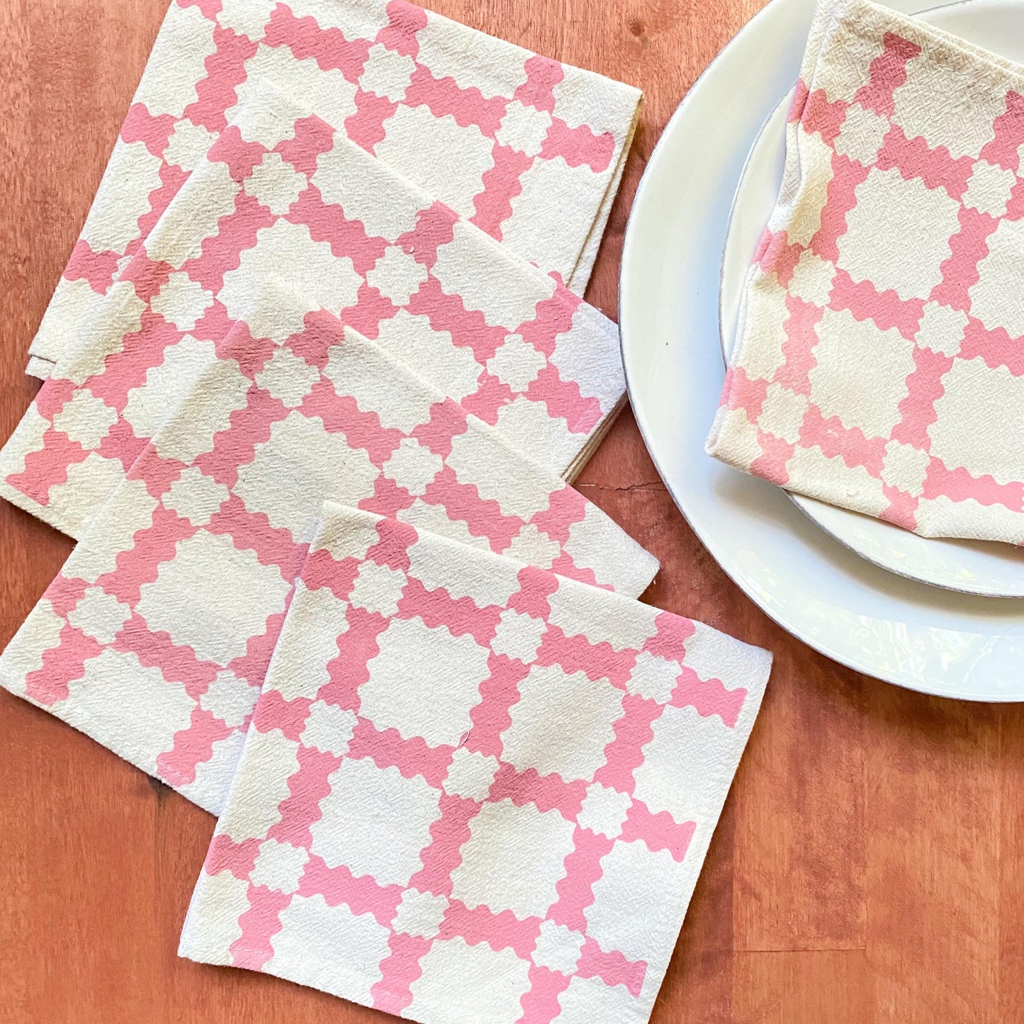 Party Plaid Cloth Napkins – Set of 4