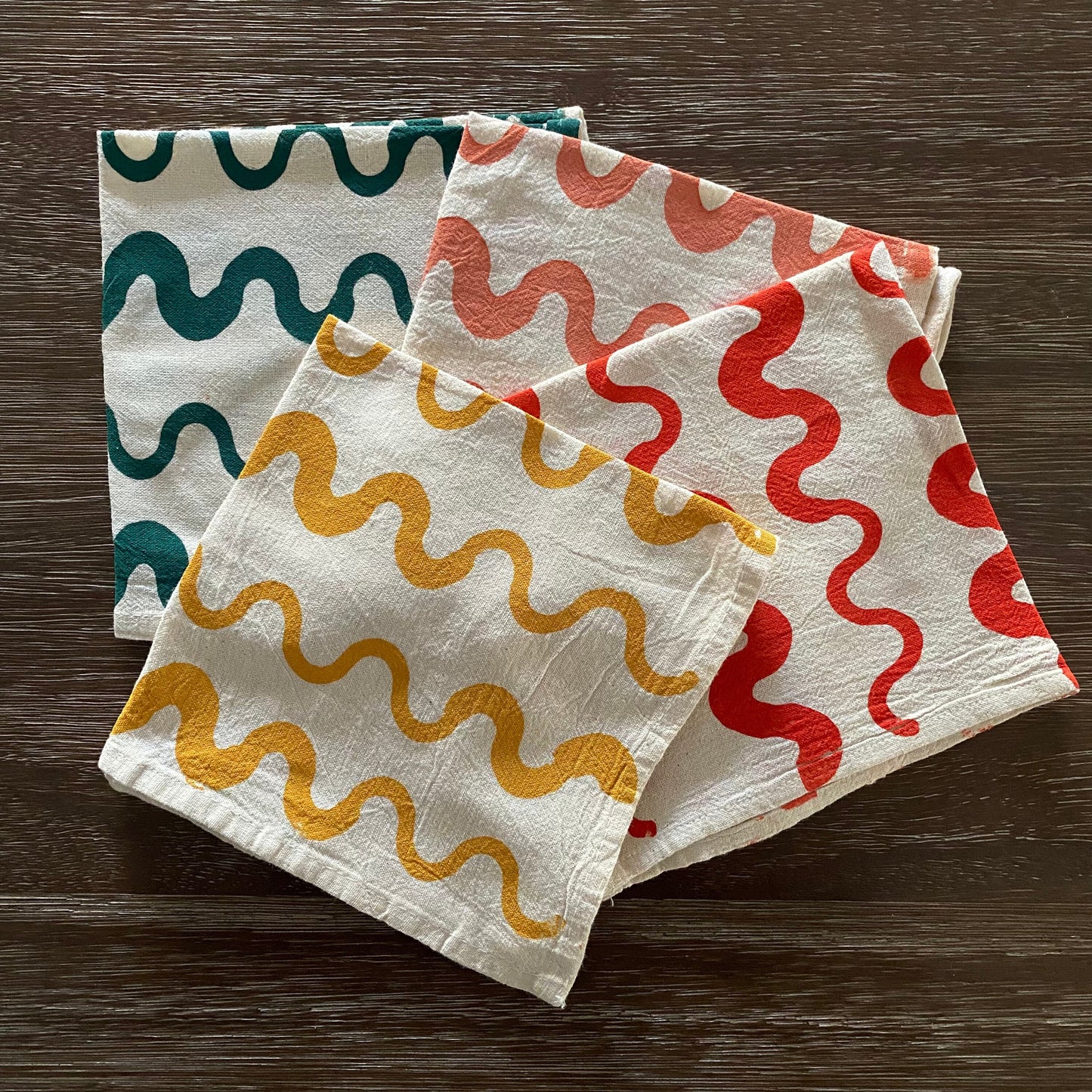 Mix and Match Wavy Stripe Cloth Napkins – Set of 4