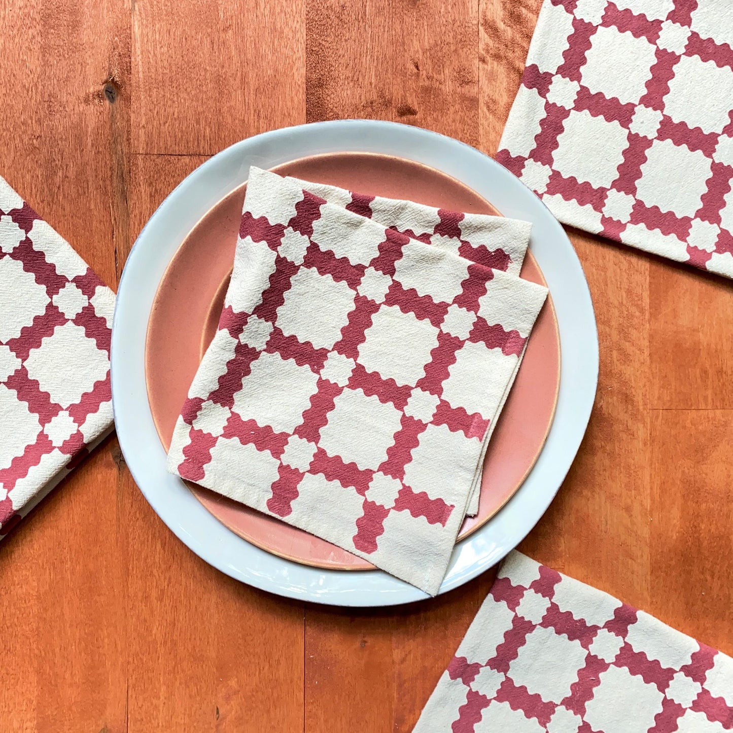 Party Plaid Cloth Napkins – Set of 4