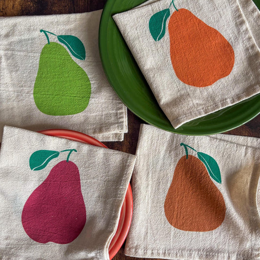 Pear Print Cloth Napkins – Set of 4