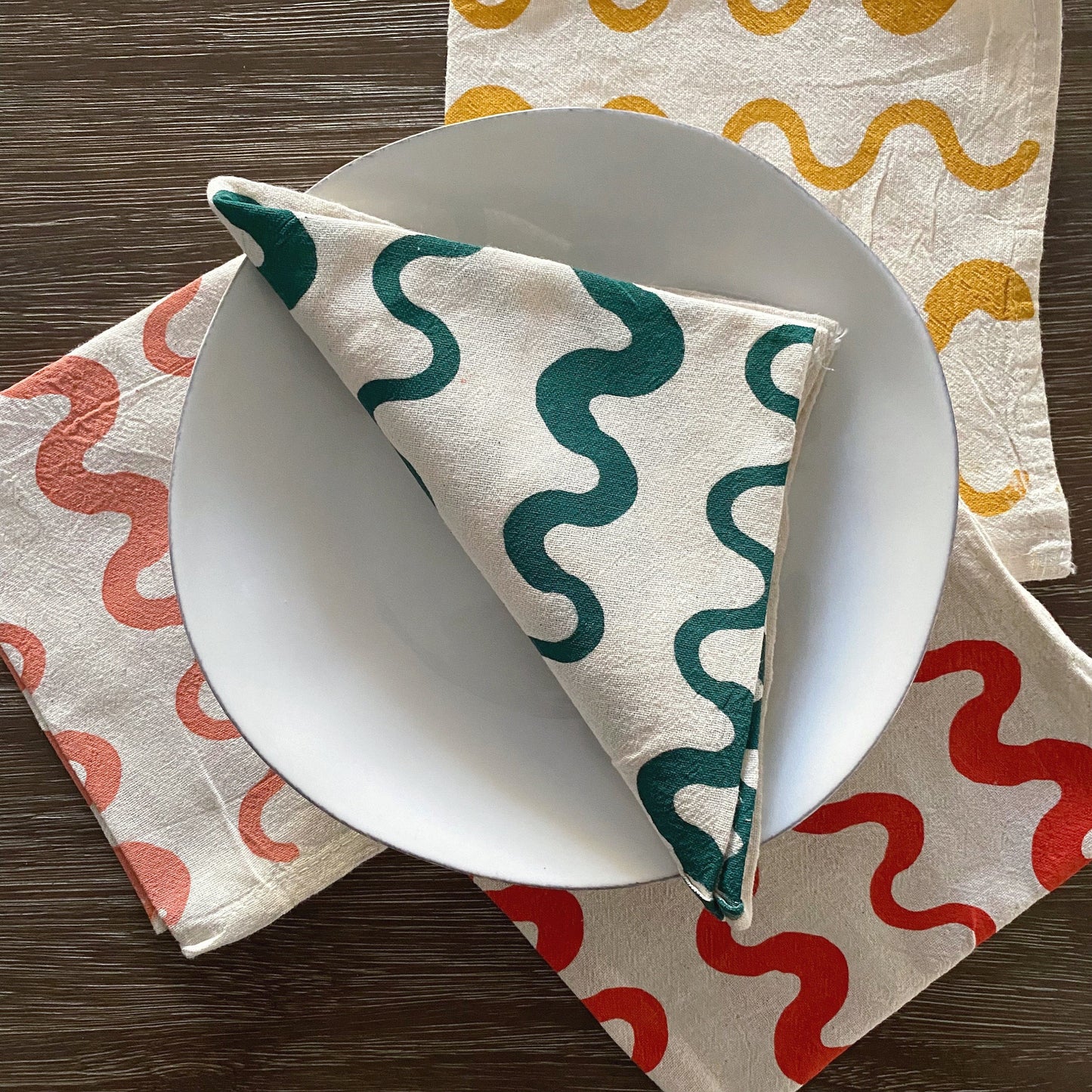 Mix and Match Wavy Stripe Cloth Napkins – Set of 4