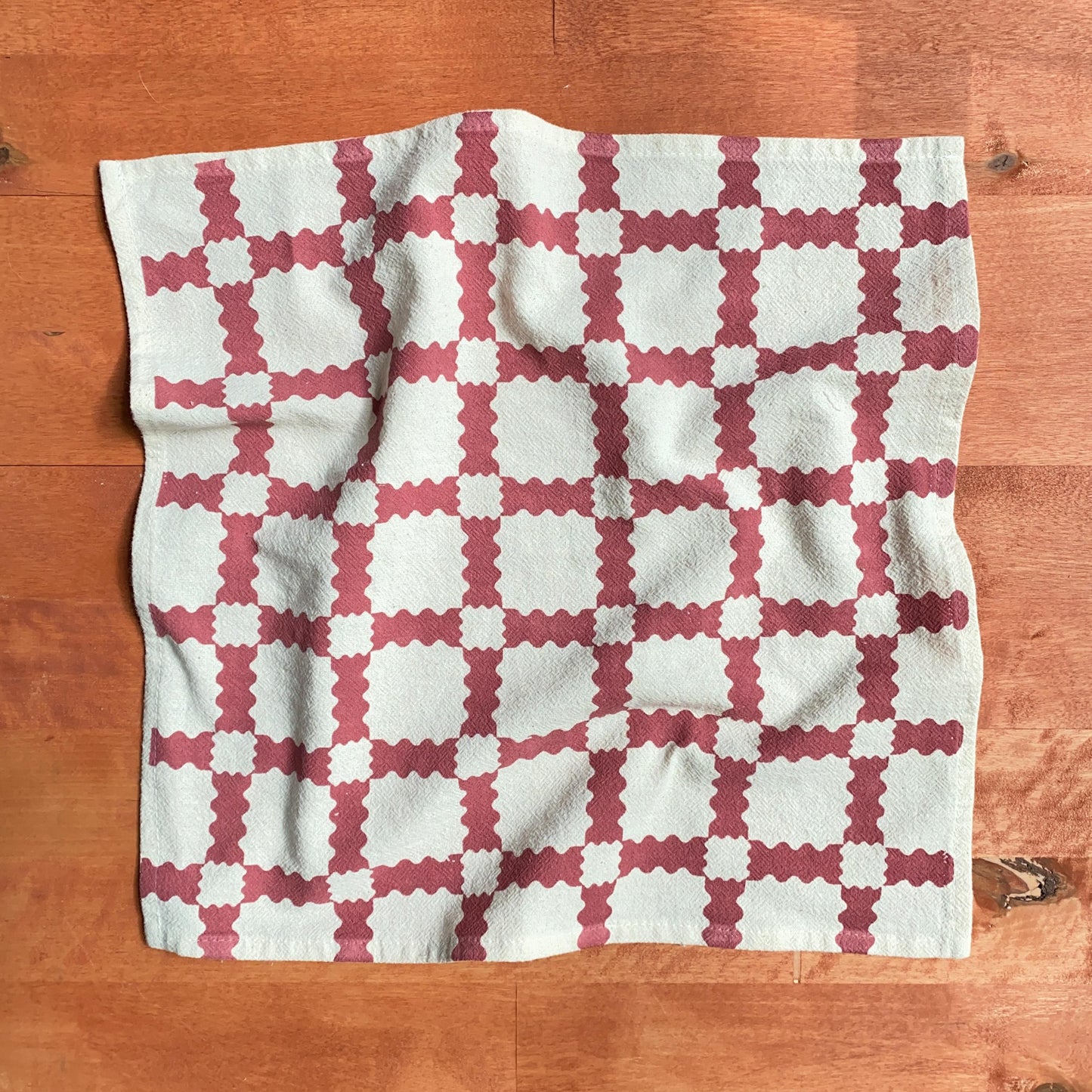 Party Plaid Cloth Napkins – Set of 4
